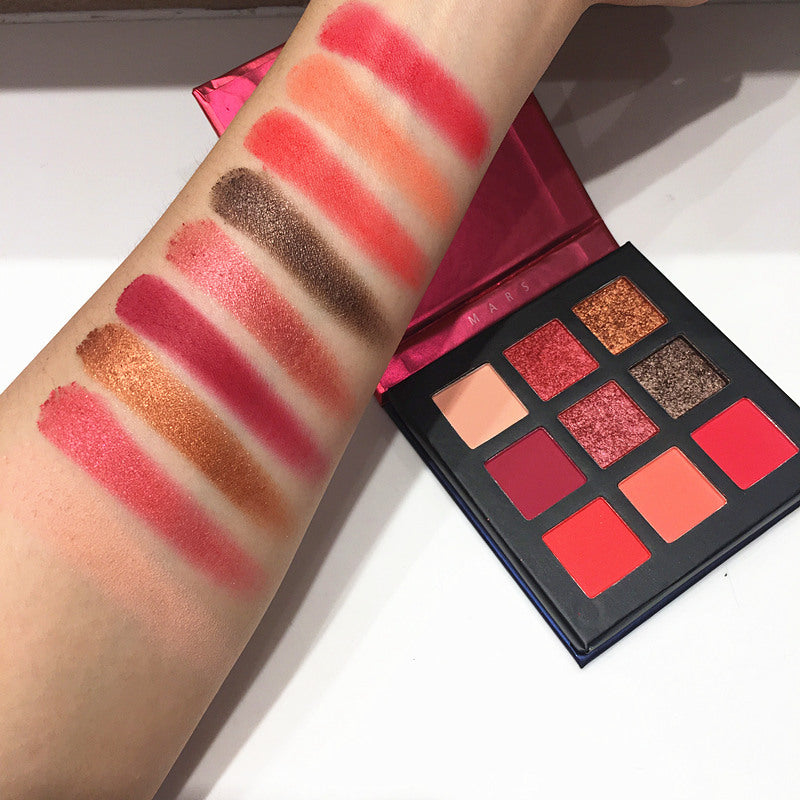 Eyeshadow Palette mit 8 Farben – Bild 12 | LuxeStyle