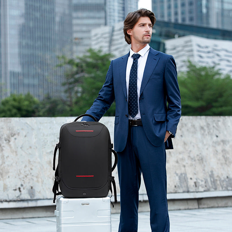 Erweiterbare Reisetasche mit Kompression