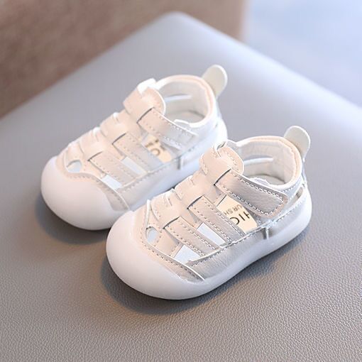 Sommersandalen für Babys und Kleinkinder