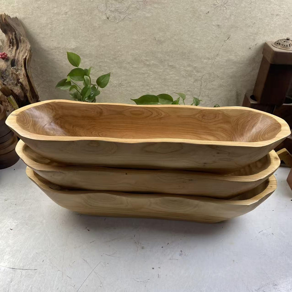 Bootförmiger Holz-Obstteller im Landhausstil