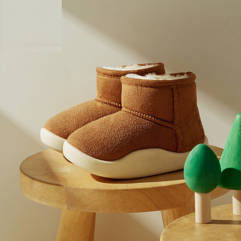 Warme Plüschstiefel für Babys
