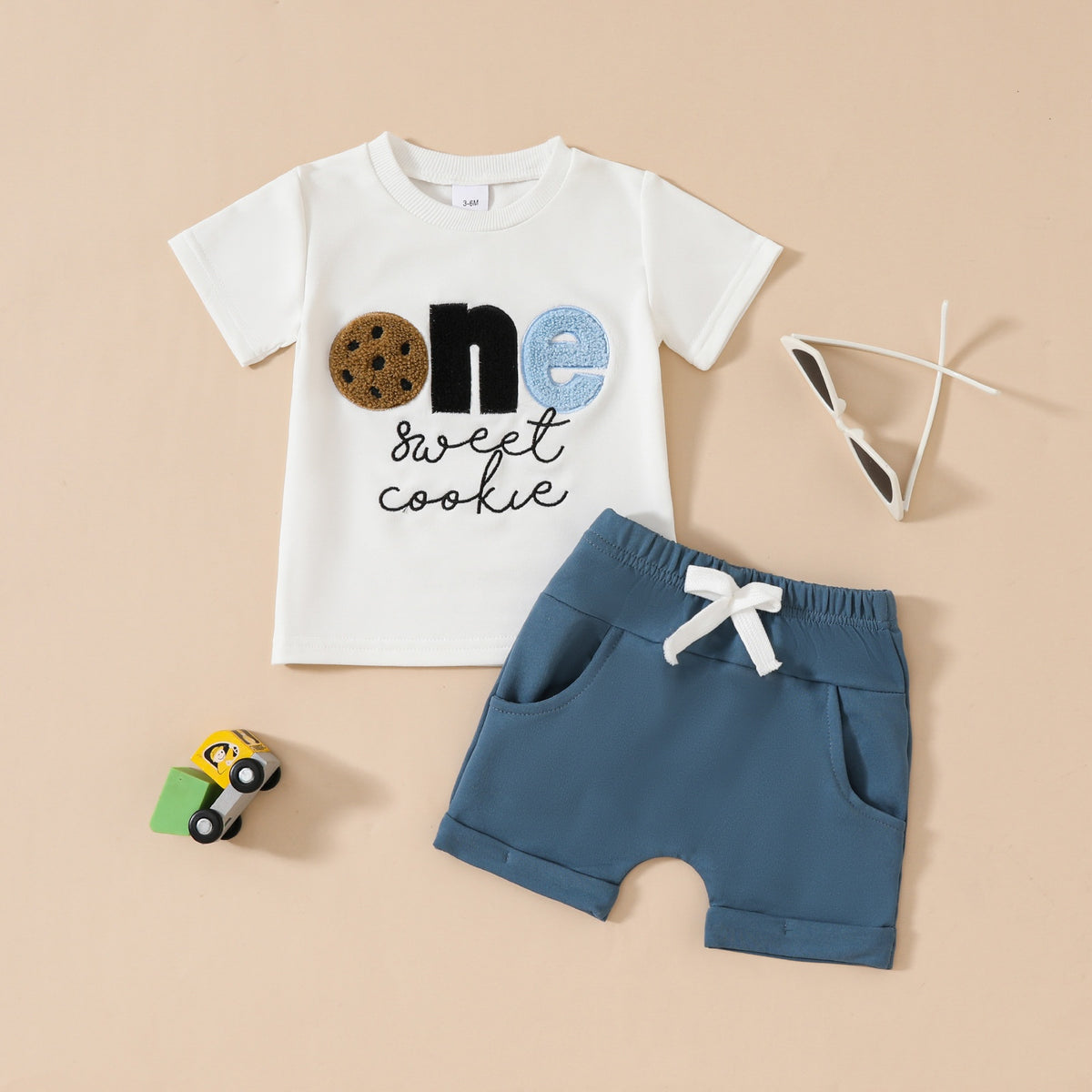 Baby Jungen Set mit Kurzarmshirt und Shorts – Bild 7 | LuxeStyle