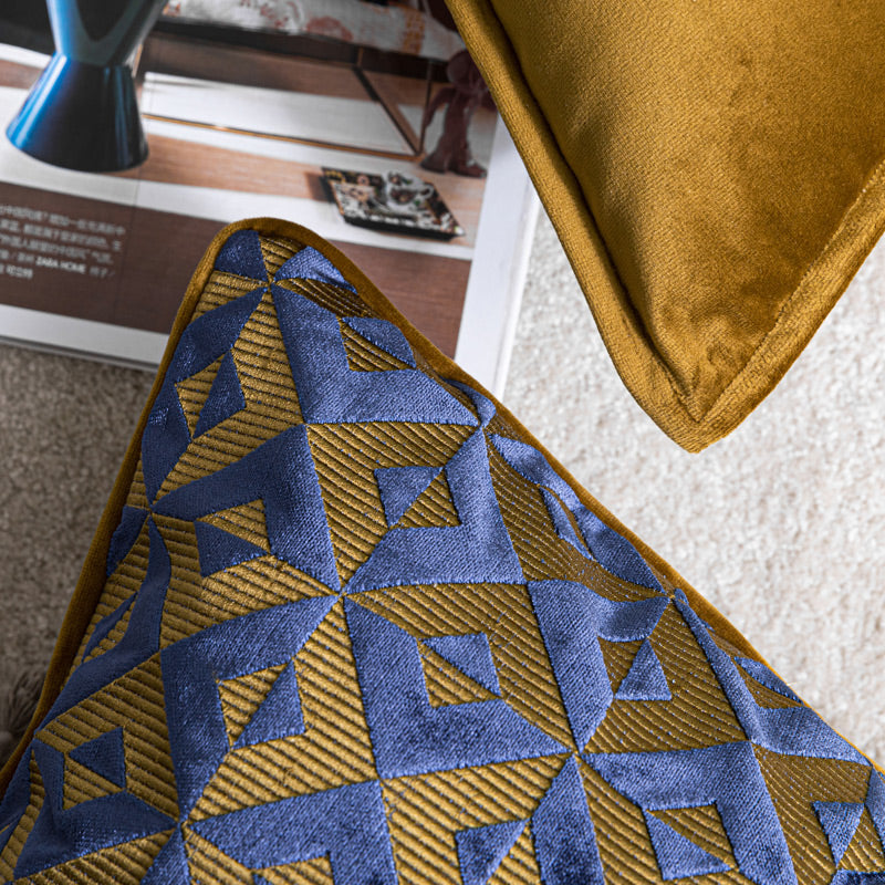 Geometrisches Jacquard Flanell Sofakissen – Bild 7 | LuxeStyle
