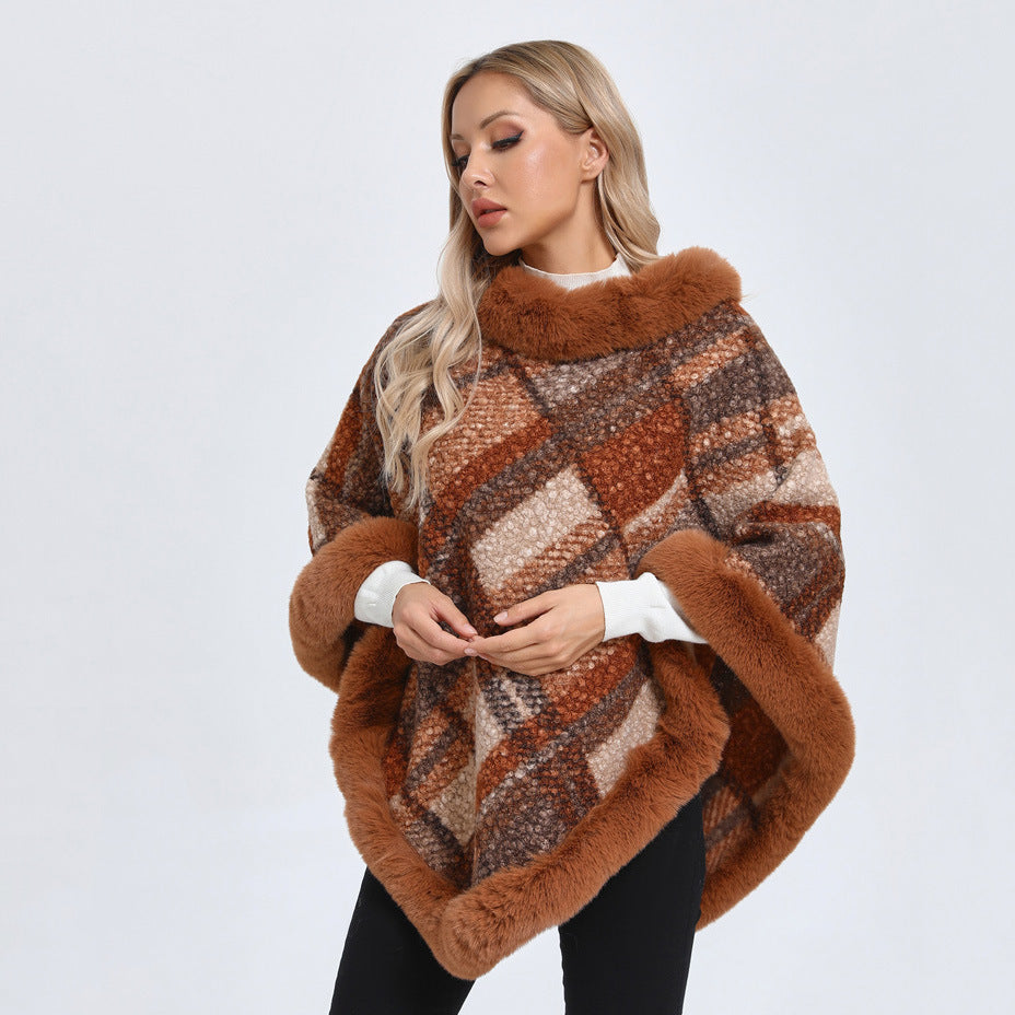 Poncho mit Faux-Pelzkragen – Bild 2 | LuxeStyle