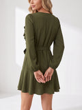 Chices V-Ausschnitt Rüschenkleid mit Schnürung