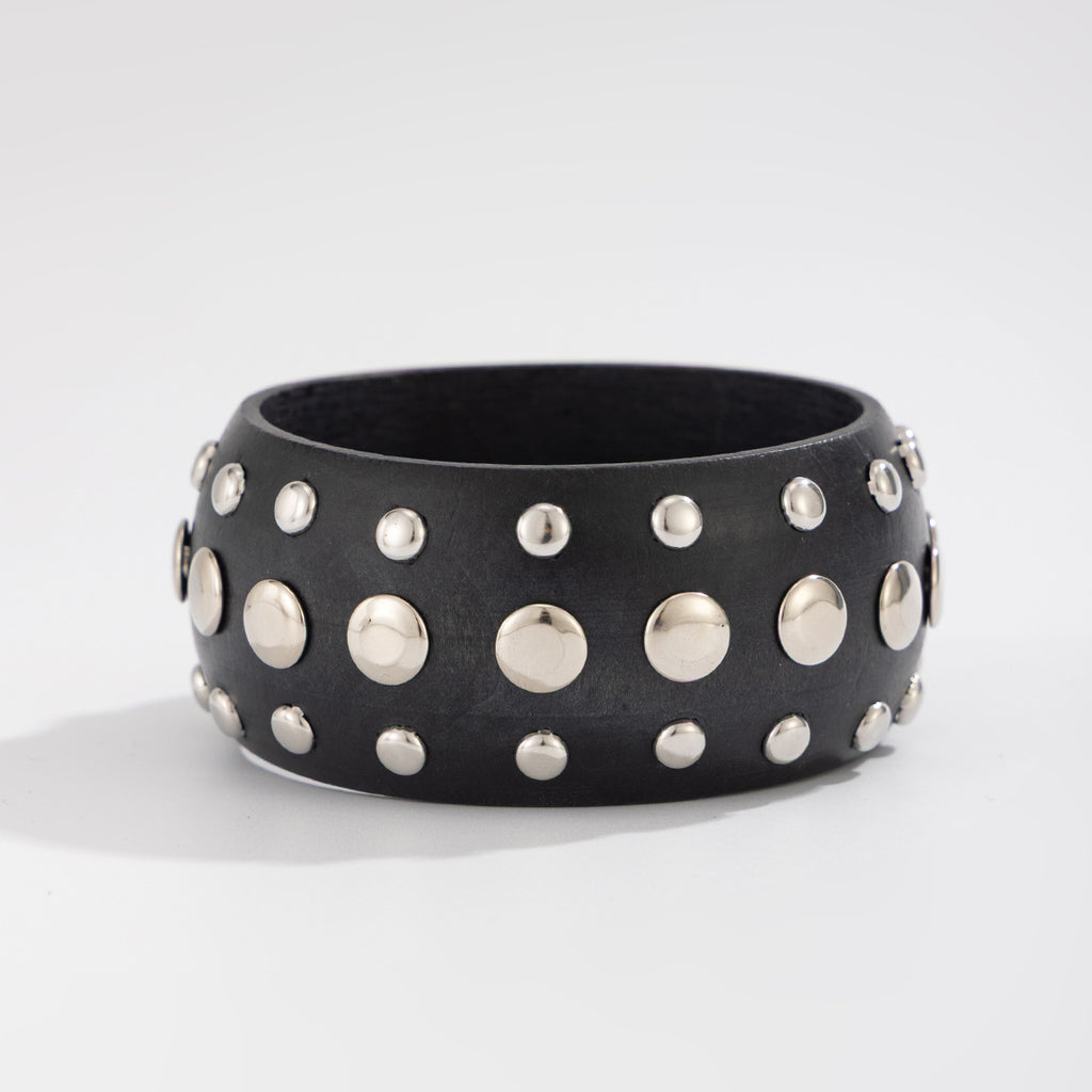 Geometrisches Holzarmband im Punk-Stil – Bild 6 | LuxeStyle