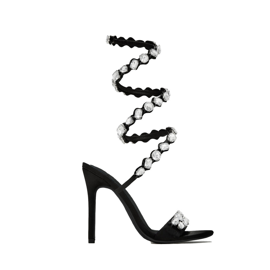 Satin-Sandalen mit Stiletto-Absatz und Strass – Bild 19 | LuxeStyle