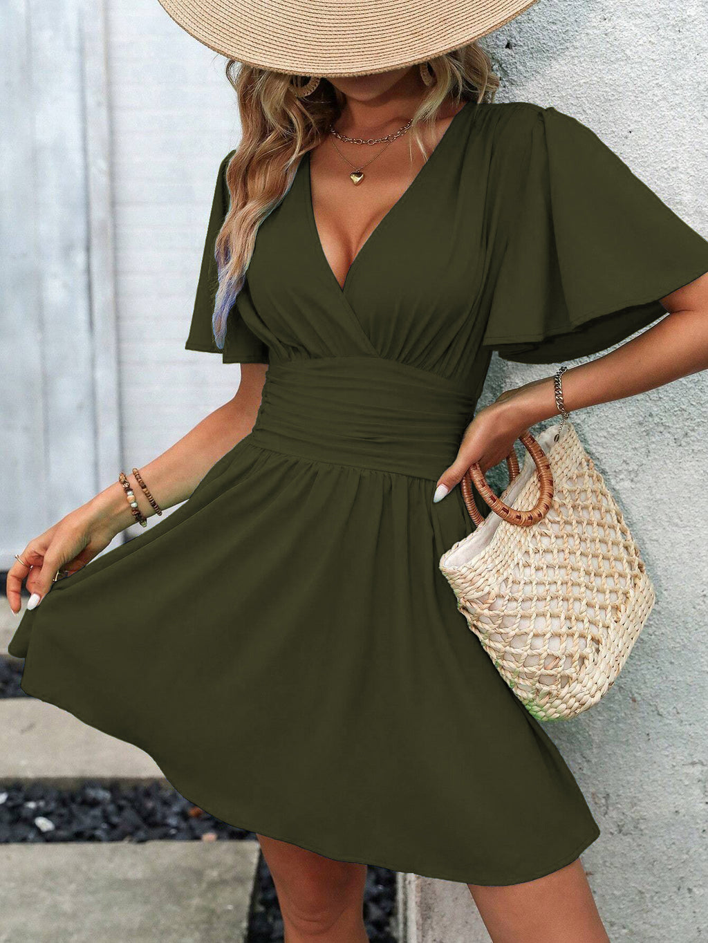 Elegantes A-Linien-Kleid mit V-Ausschnitt