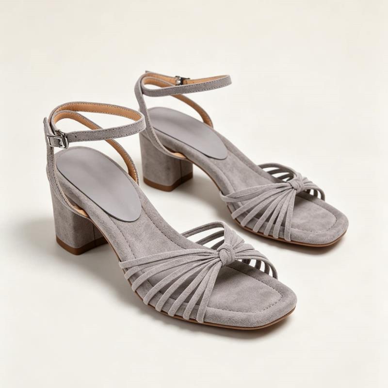 Römer Sandalen mit Chunky-Absatz