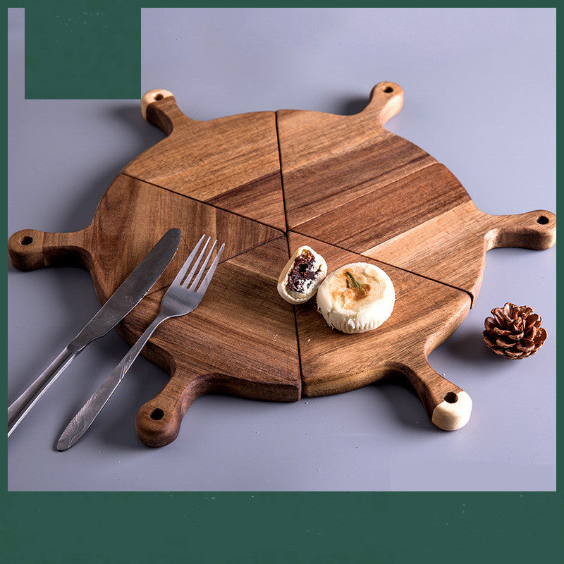 Kreativer Pizzateller aus Holz, unregelmässig geformt – Bild 1 | LuxeStyle