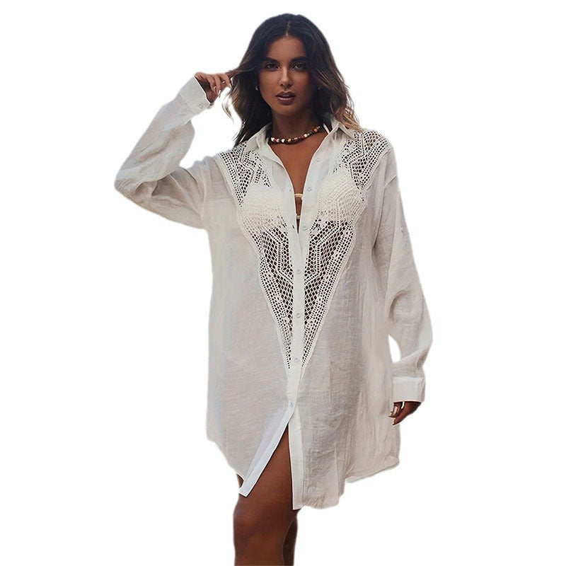 Spitzenbesetzte Bluse als Strand-Cardigan