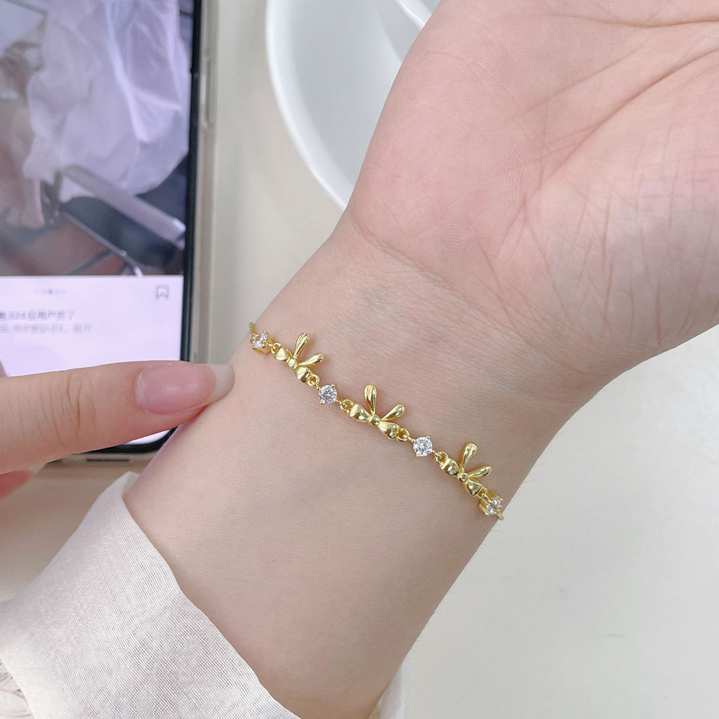 Funkelndes Zirkon Armband mit Schleife aus 925er Silber – Bild 2 | LuxeStyle