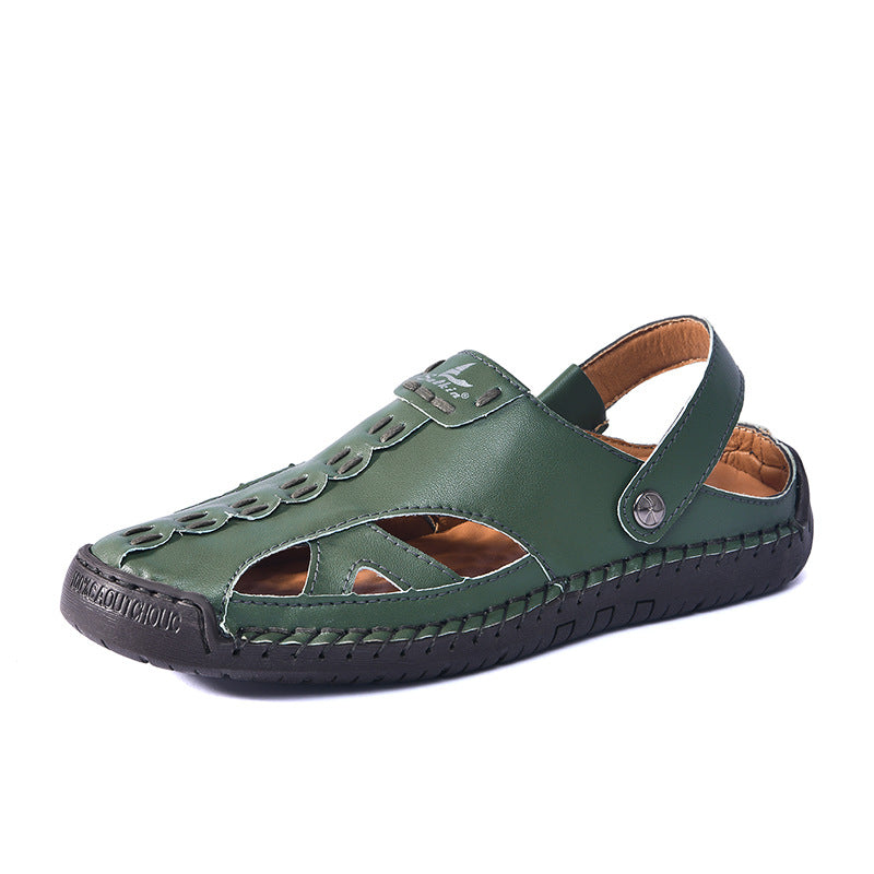 Helle Sandalen mit Zehenkappe und Lochmuster – Bild 4 | LuxeStyle