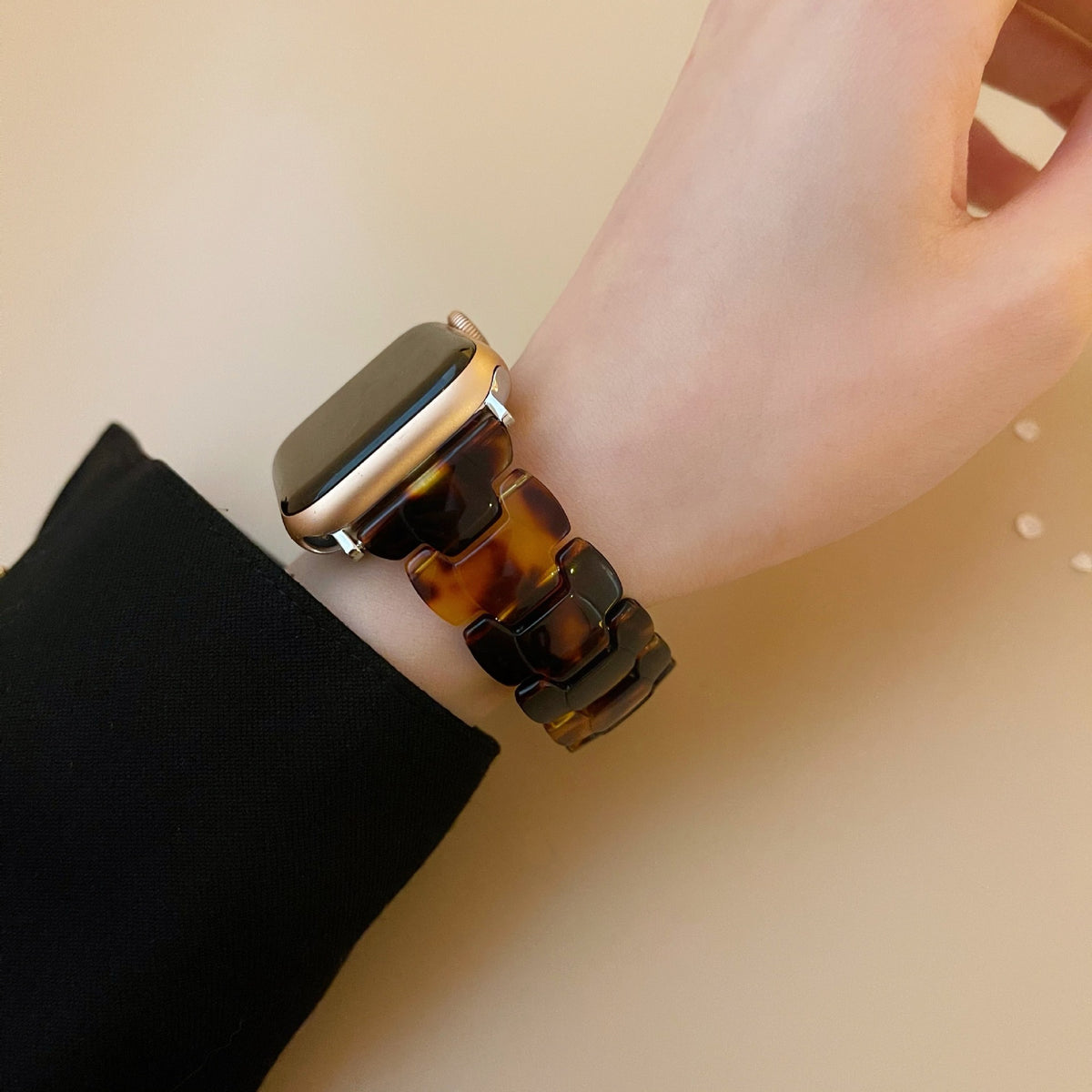 Modernes Resin-Armband für Apple Watch – Bild 3 | LuxeStyle