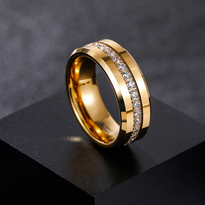 Goldfarbener Ring aus Wolframstahl mit Zirkonia | LuxeStyle