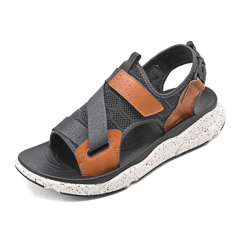 Modische Sandalen für Herren