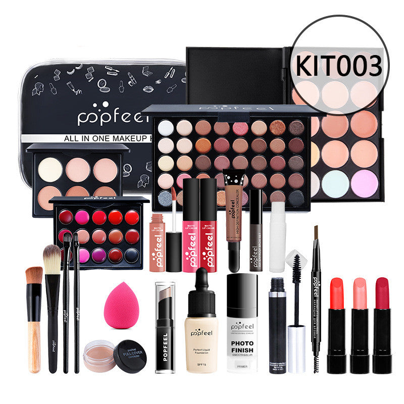 Makeup-Set für Einsteiger mit Concealer & Eyeliner – Bild 14 | LuxeStyle