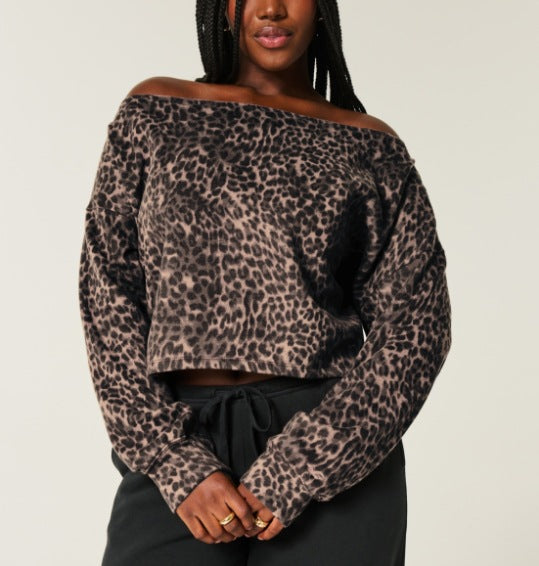 Off-Shoulder Sweatshirt mit Leopardenmuster