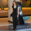 Figurbetontes Strickkleid mit V-Ausschnitt – Bild 6 | LuxeStyle