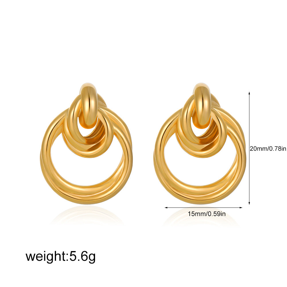 Goldene Streifenohrringe