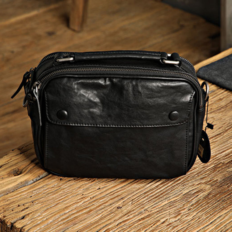 Schultertasche mit mehreren Fächern