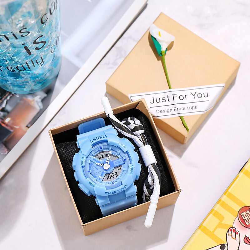 Sportliche Smartwatch mit Doppelanzeige 50 mm – Bild 8 | LuxeStyle