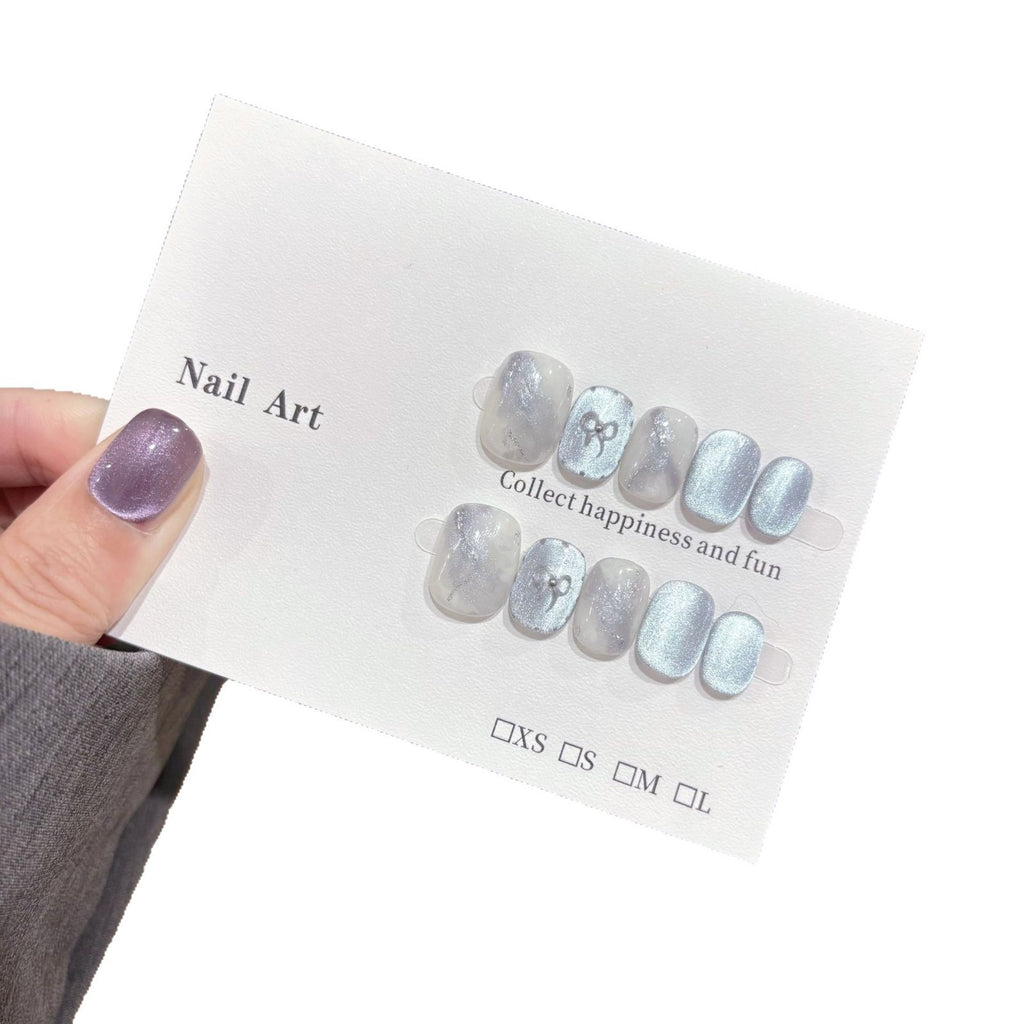 Abnehmbare Nägel im Cat's Eye-Stil – Bild 1 | LuxeStyle