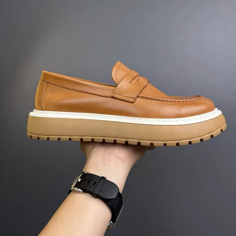 Lässige Leder-Sneaker zum Reinschlüpfen – Bild 6 | LuxeStyle