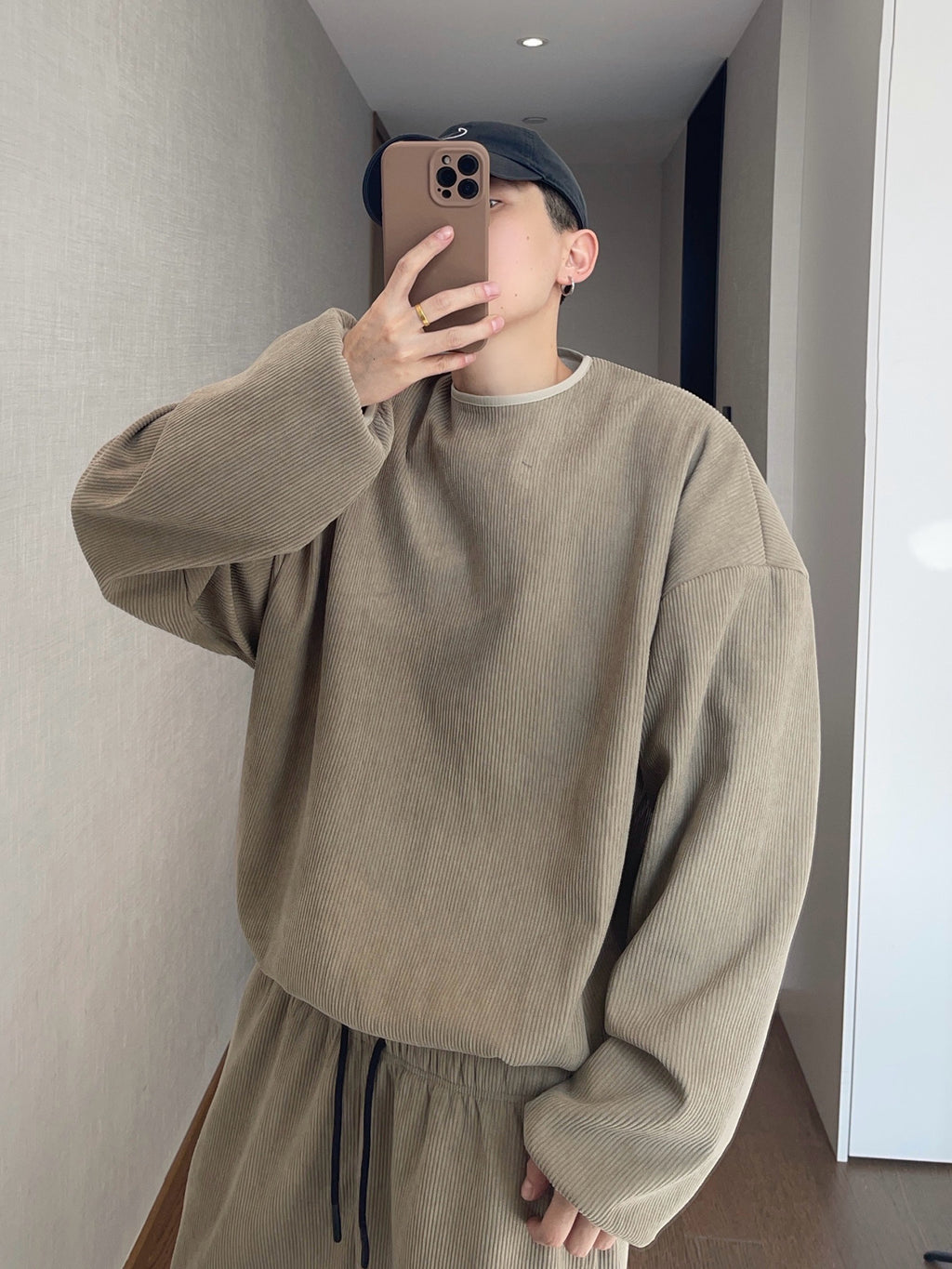 Bean Paste Grüner Corduroy Langarm-Pullover | LuxeStyle