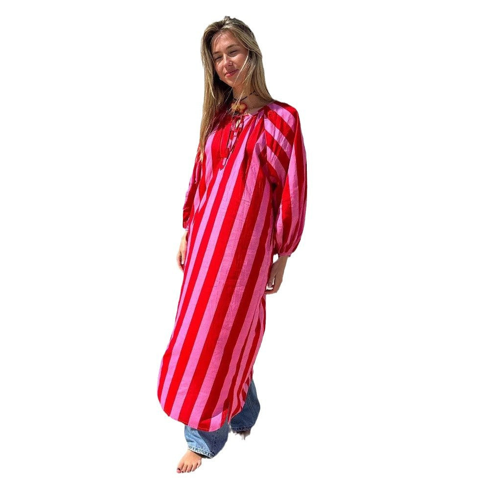 Langes Streifen-Kleid