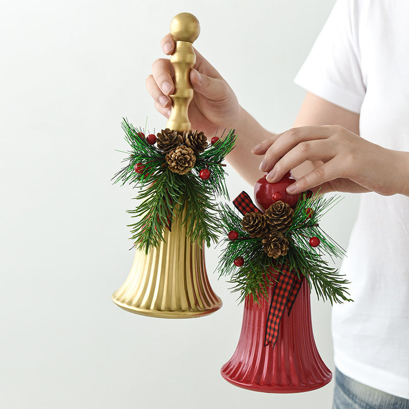 Goldene und rote Metallkugeln für Weihnachtsdeko – Bild 7 | LuxeStyle