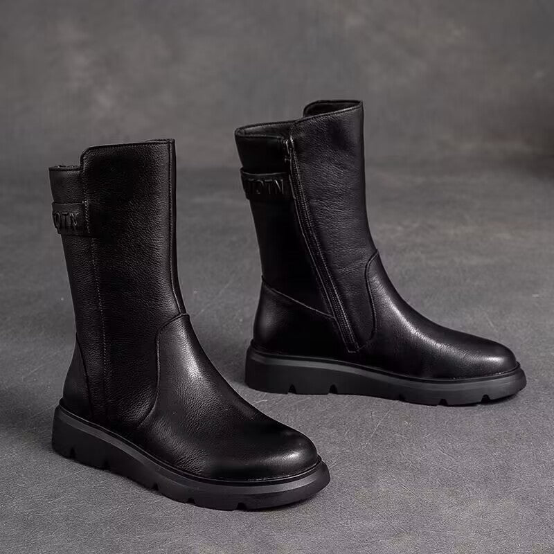 Kurze Stiefel mit Reissverschluss