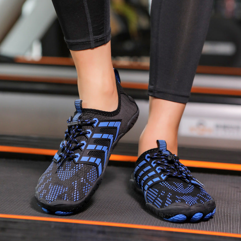 Fünf-Finger-Trekking-Schuhe