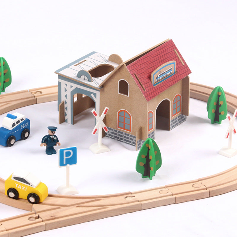 Holz-Eisenbahn mit 88 Teilen und Elektrozug – Bild 3 | LuxeStyle