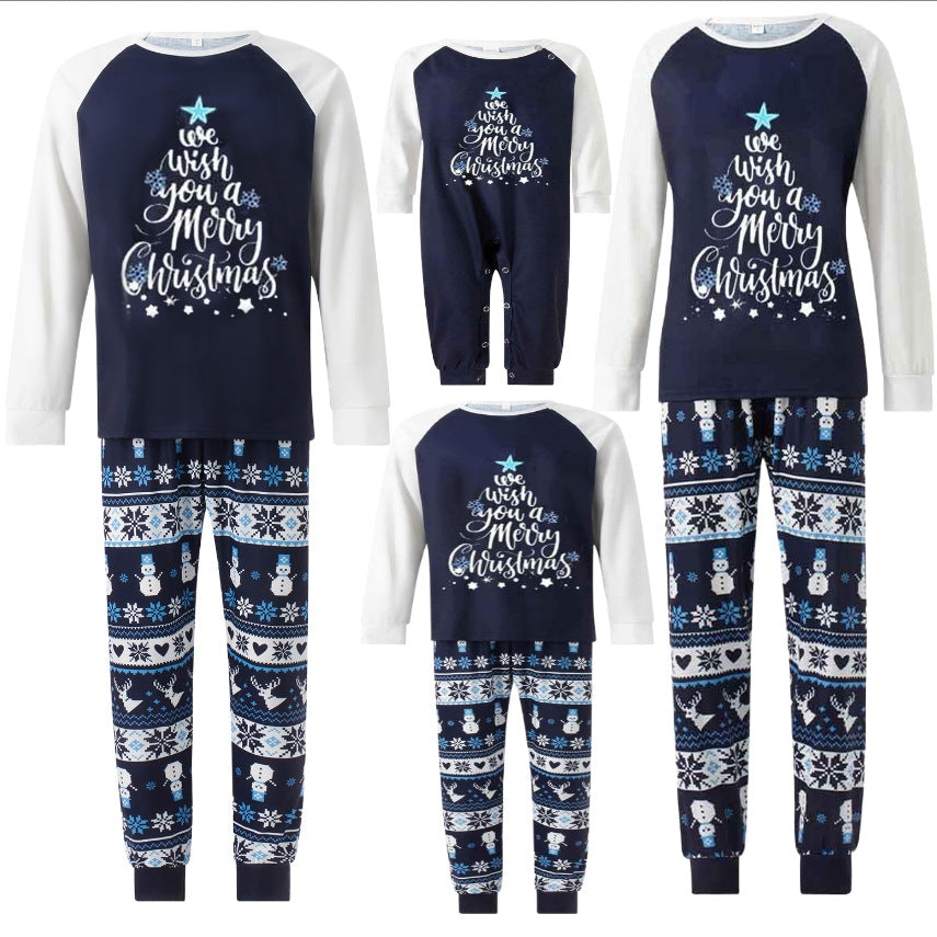 Weihnachts-Partnerlook für die ganze Familie