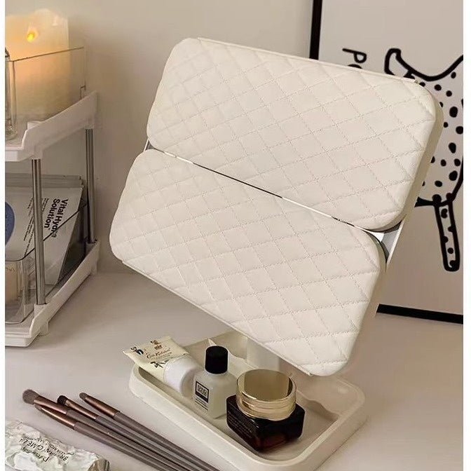Dreifach LED-Makeup-Spiegel mit USB-Ladefunktion – Bild 4 | LuxeStyle