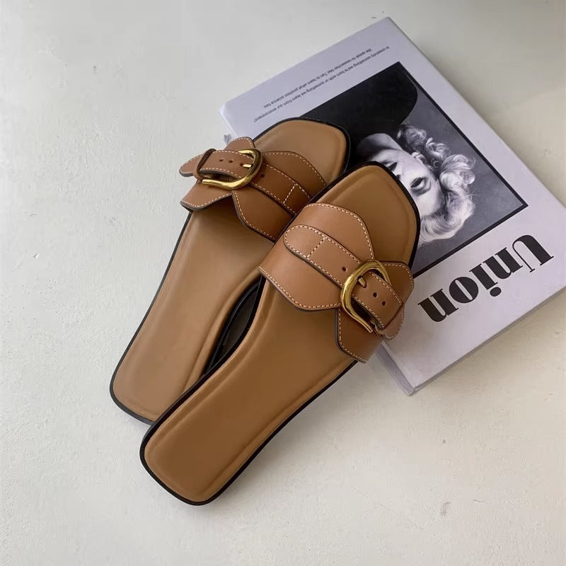 Französische Retro-Schnallen-Sandalen – Bild 9 | LuxeStyle