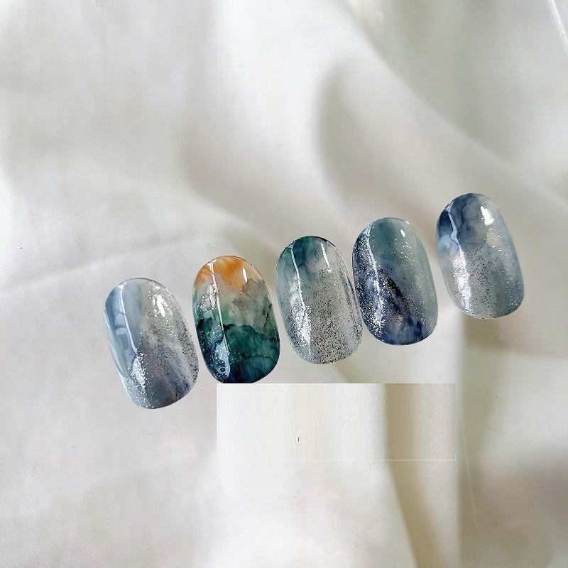 Watercolor Blooming Mountain Galaxy Nägel – Bild 5 | LuxeStyle