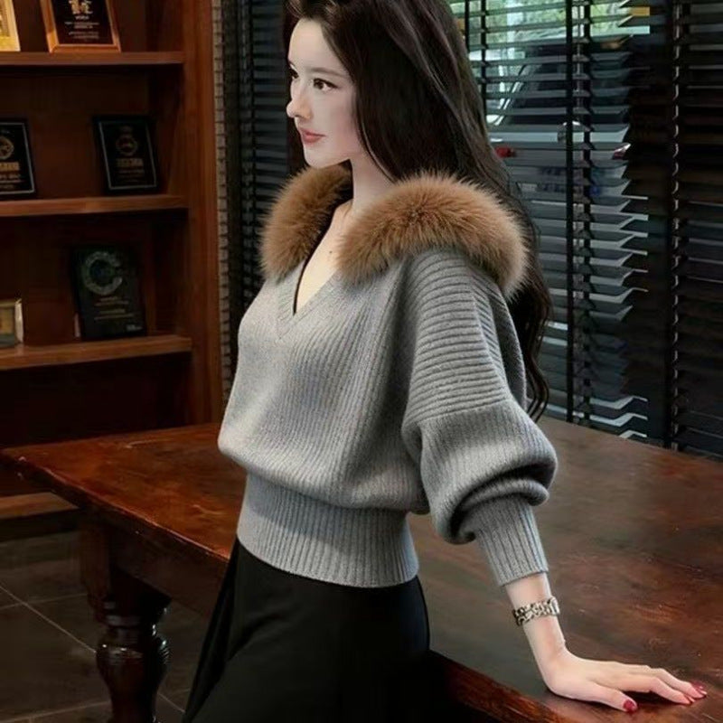 V-Ausschnitt Pullover mit Fellbesatz