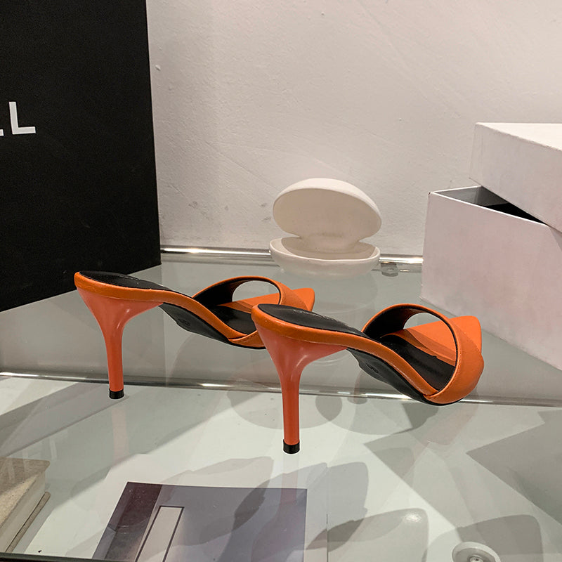 Elegante High Heel Pantoletten mit spitzer Zehe