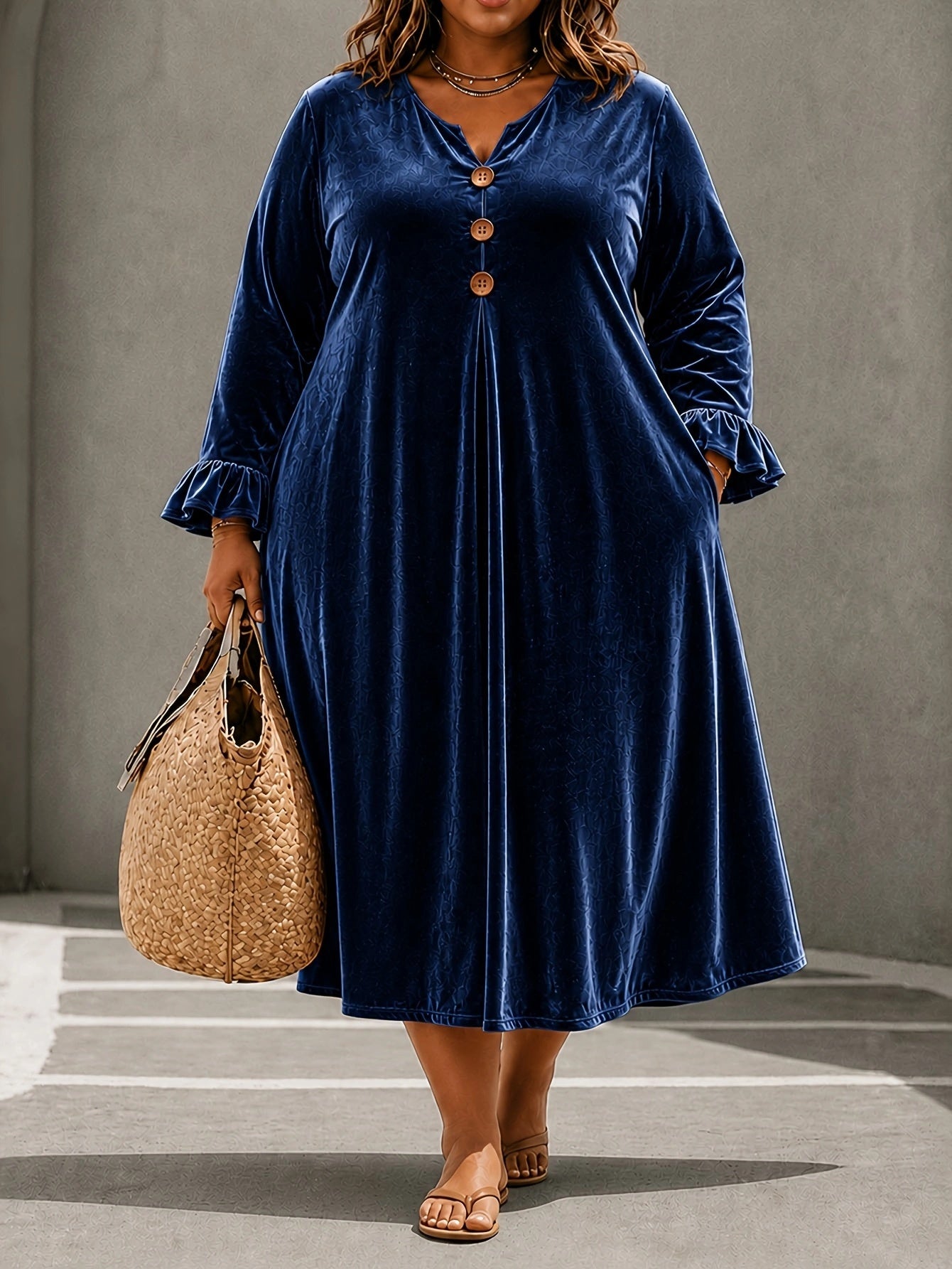 Leichtes Damenkleid