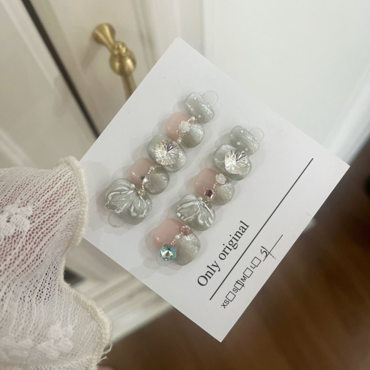 Sommer Cat's Eye Press-on Nägel – Bild 4 | LuxeStyle