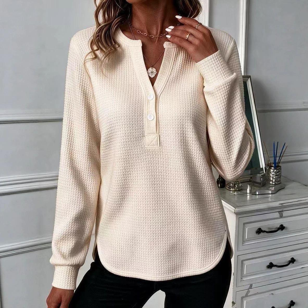 Damen-V-Neck Langarmshirt mit Doppel-Hemdblende