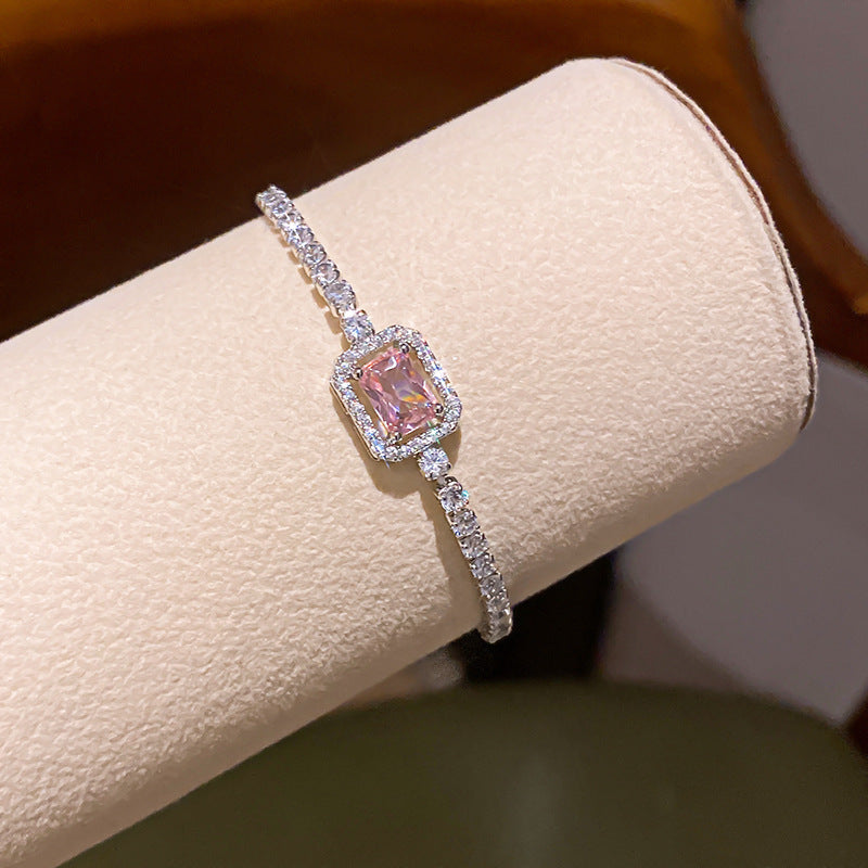 Französisches Blumenverschluss CZ-Armband