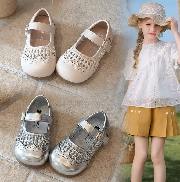 Sommerliche Mädchen-Sandalen mit atmungsaktivem Sohlen