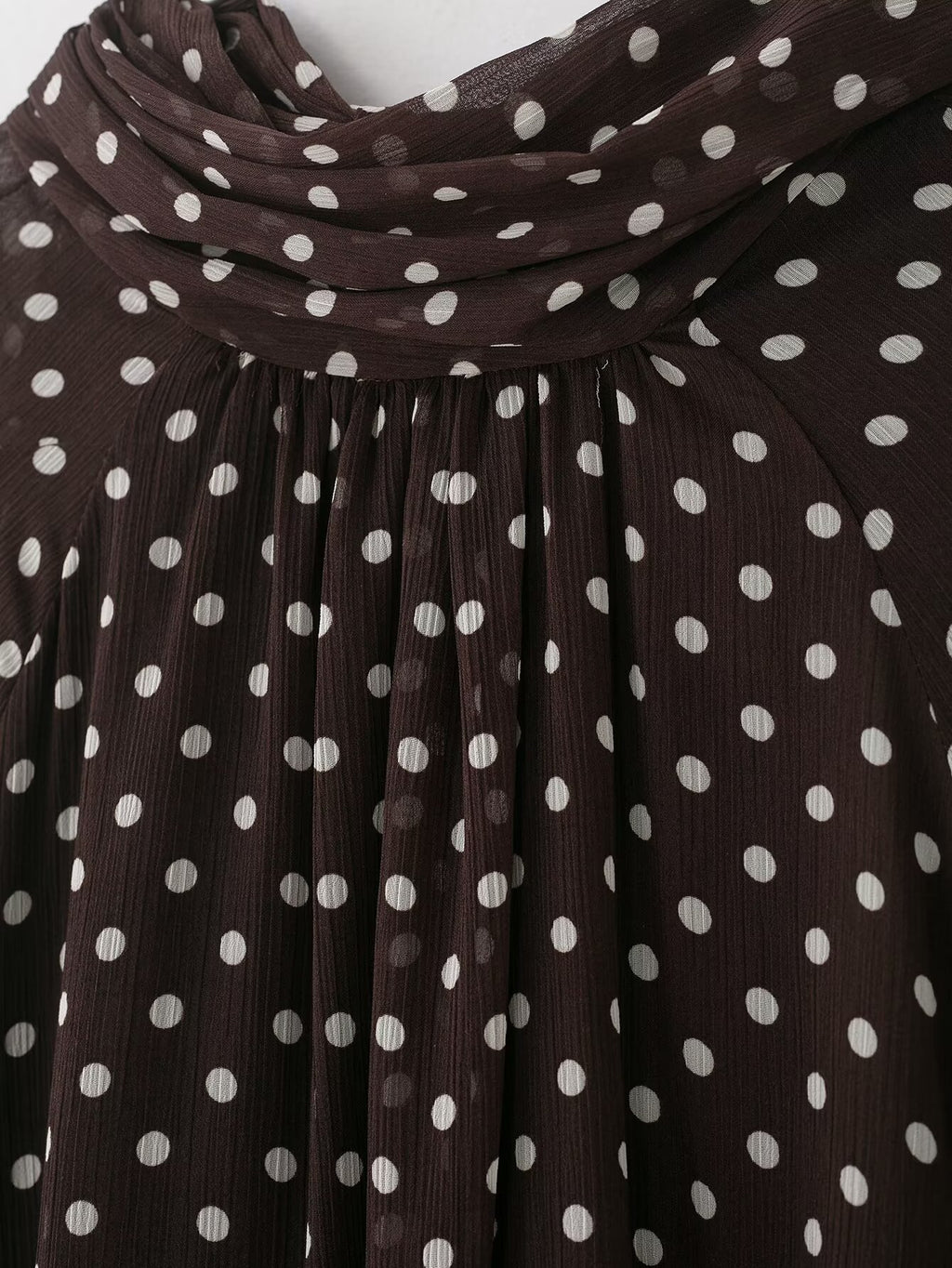 Polka-Dot Bluse