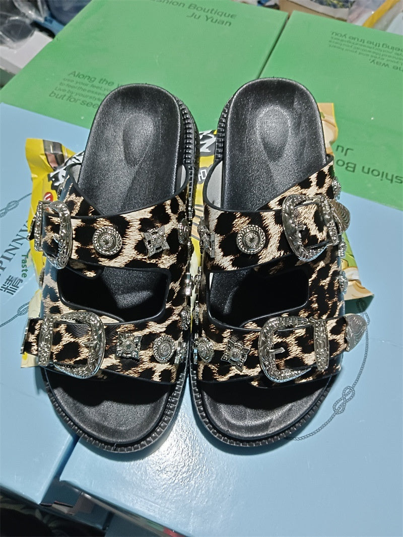 Fashion Pantoletten mit Python- oder Leopardenmuster – Bild 2 | LuxeStyle
