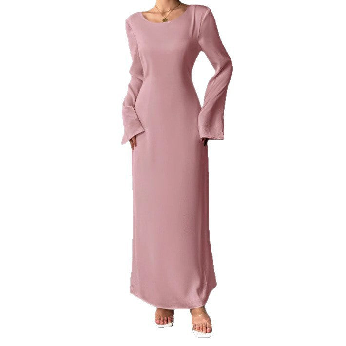 Elegantes Maxikleid mit ausgestellten Ärmeln
