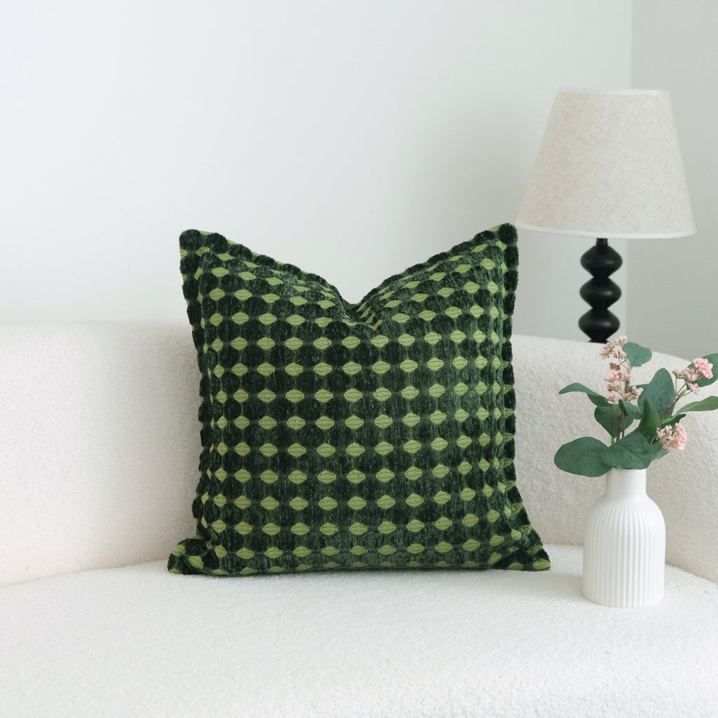 Grüner Kissenbezug mit Polka-Dot-Muster