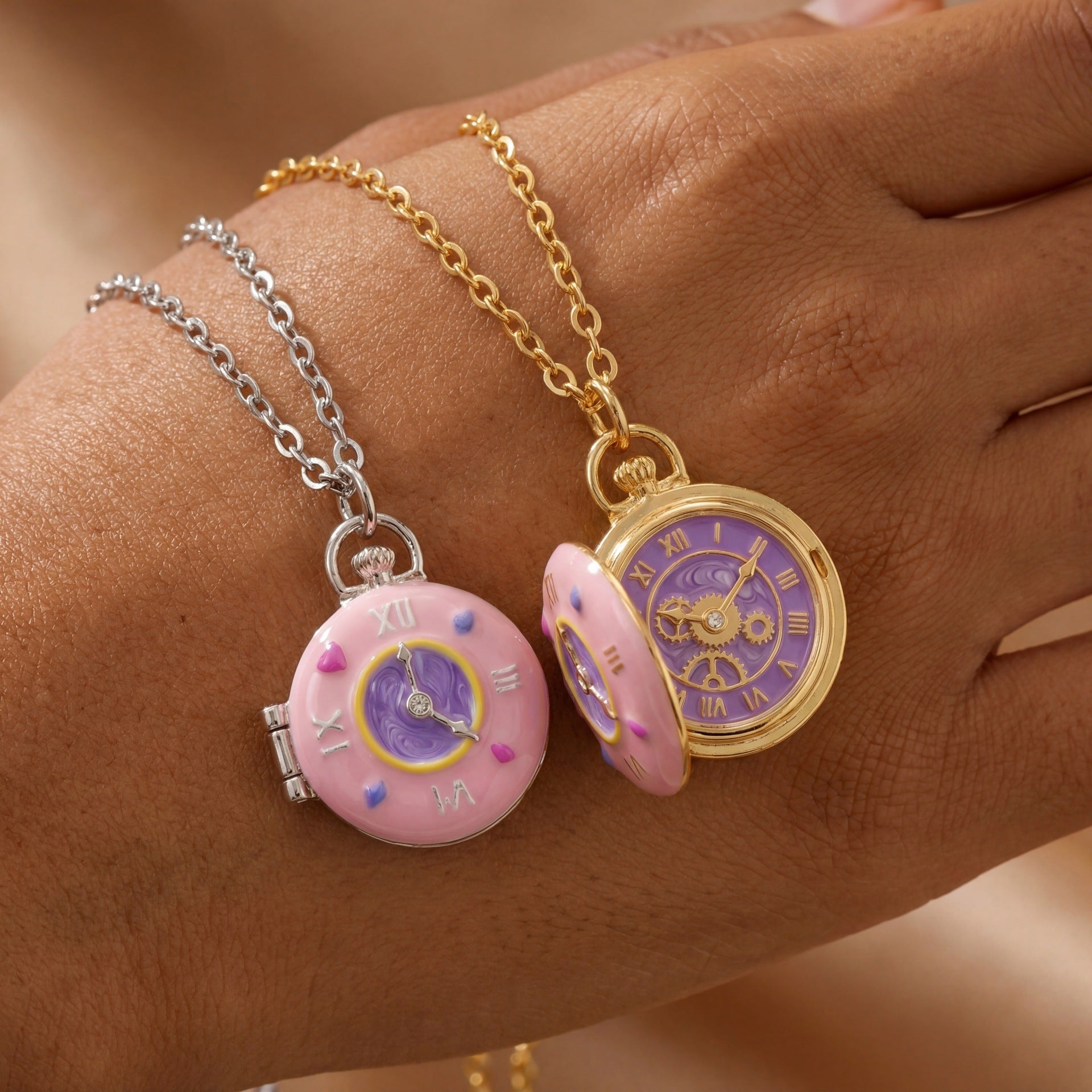 Donut-Halskette mit Taschenuhr